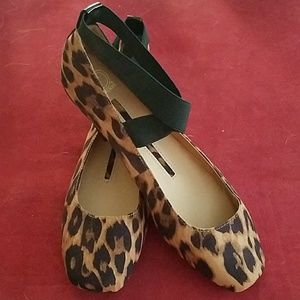 New Directions Leapord Print Flats